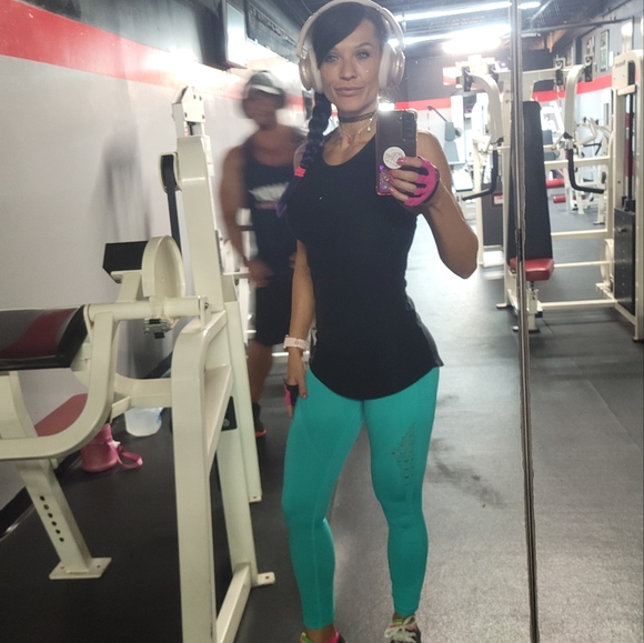 Meet your Posher, DesXo - Picture 1 of 3